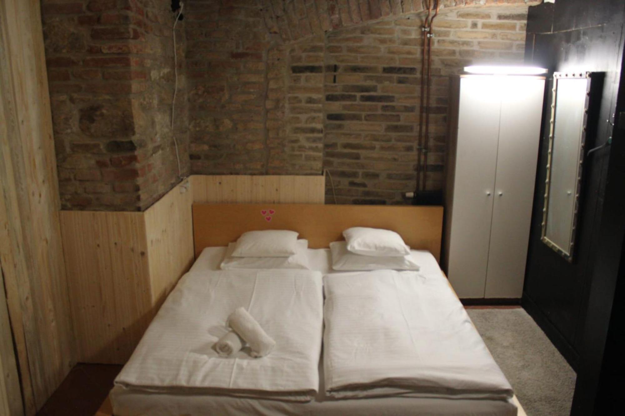 Alba Hostel Prag Exterior foto